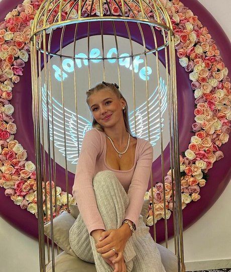 elena zbt étoile chaude photos