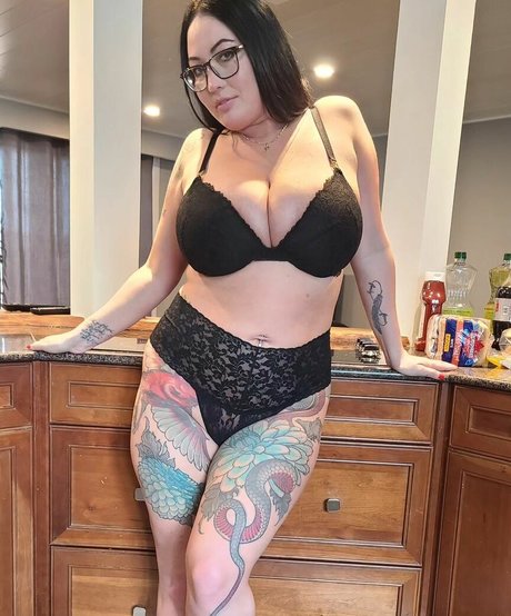 Hot4Holly star du porno sexy des photos