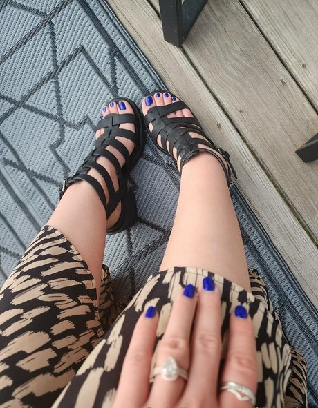 Goddess KT étoile xxx des photos