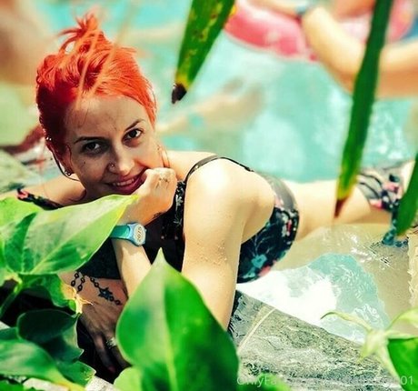 crystalmary001 star pornographique img