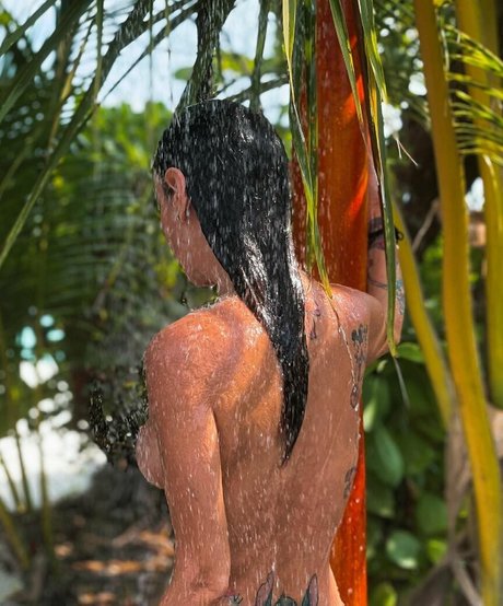 Aiza Dolmatova actrice porno archive