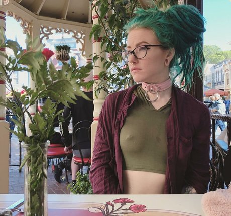 BluTube modèle sexy photos