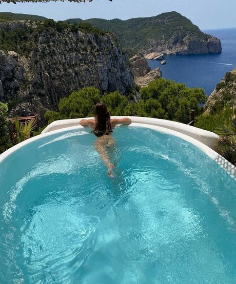 Claire Molin modèle hd photos