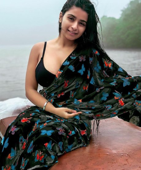 Suhana Khan art star du porno collection