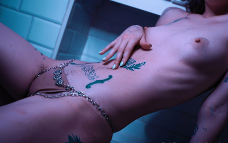 indieonline modèle adulte des photos