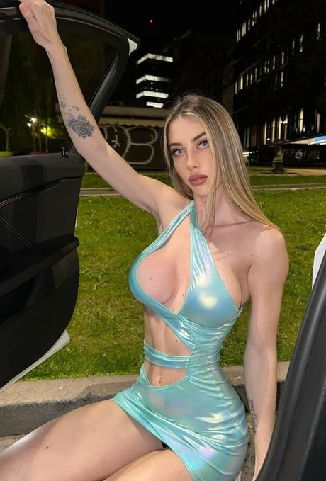 Eve Menta actrice érotique img