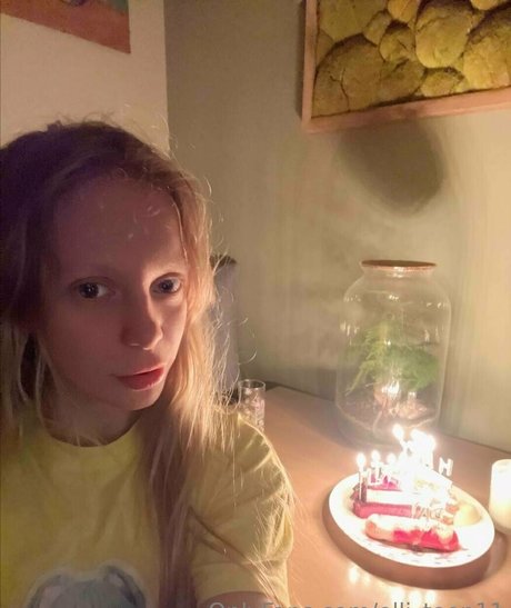 pretty elli Profilfoto