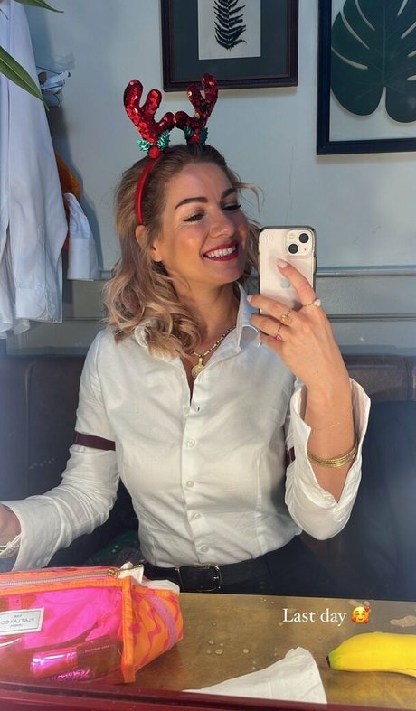 CiCi Coleman art étoile photos