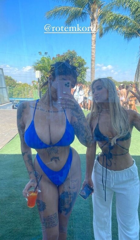 orgie lesbienne onlyfans art supérieur images