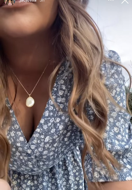 Jacqueline Jossa haut étoile photo