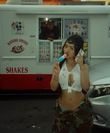 Nikita Dragun actrice sexy des photos