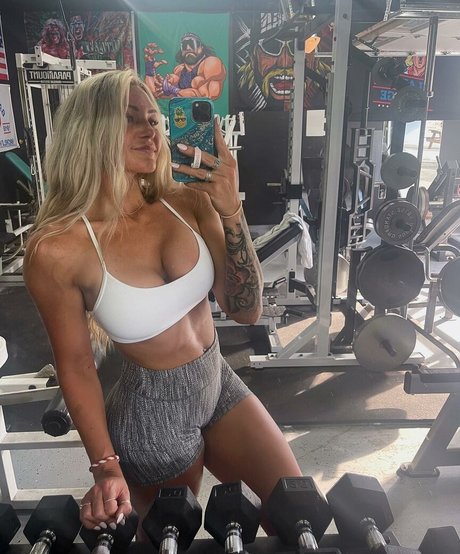 sissy uniquementfans nus érotiques collection