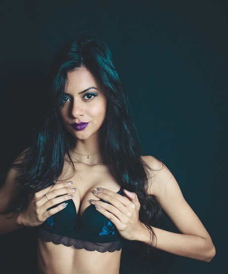 Sweetclassybae actrice chaude photos