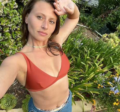 Aly Michalka belle étoile images
