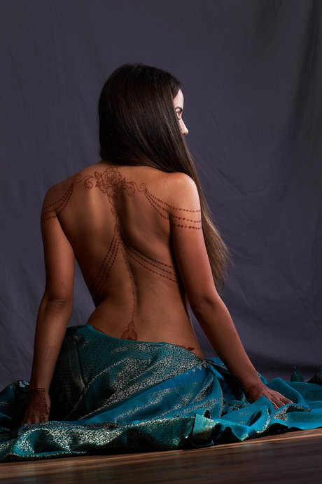 Dark Priestess modèles nus galerie