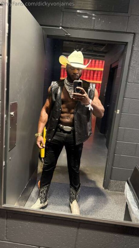 Dicky Von James haut étoile collection