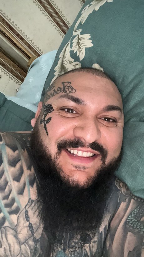 Dani Mocanu modèle de sexe photos