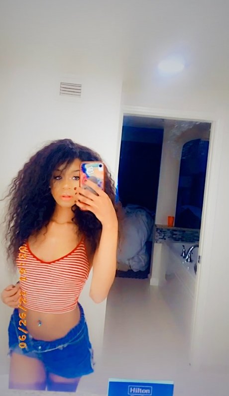 QUEEN LAILA_ actrice de grande qualité photo