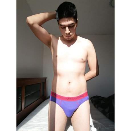 Francisco Tom s nus de stars du porno archive