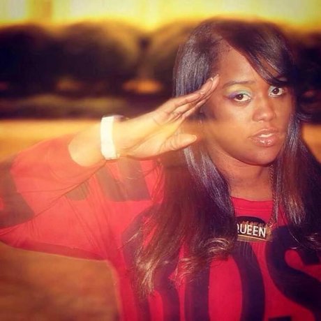 _QueenTriggz_ star exclusive images