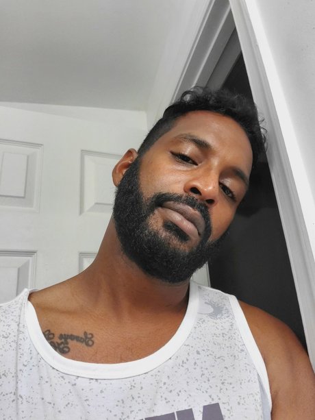 Deen Truth star du porno chaud img