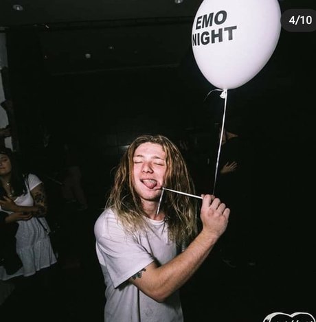 DarbiQ haut de star du porno photos