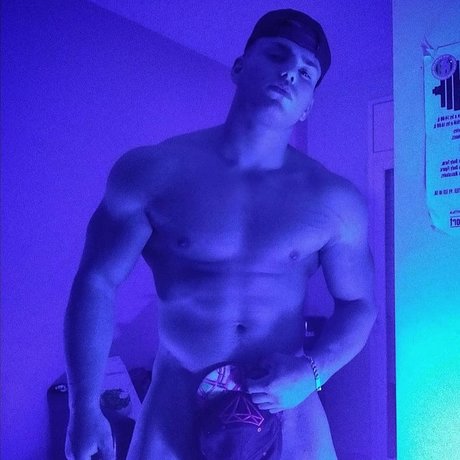 Danny Hill Free_ étoile images