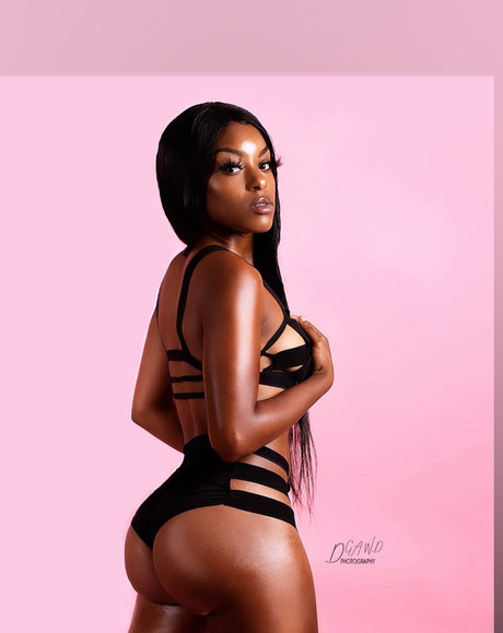 donna modèle magnifique photos