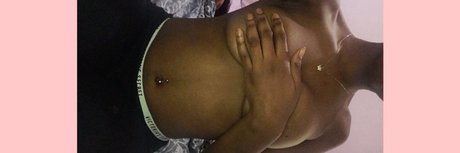 Desire Dezire joli modèle des photos