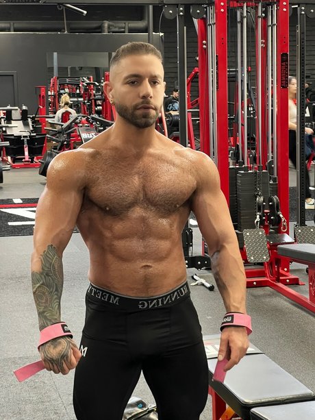 Eddy CeeTee modèle de sexe galerie