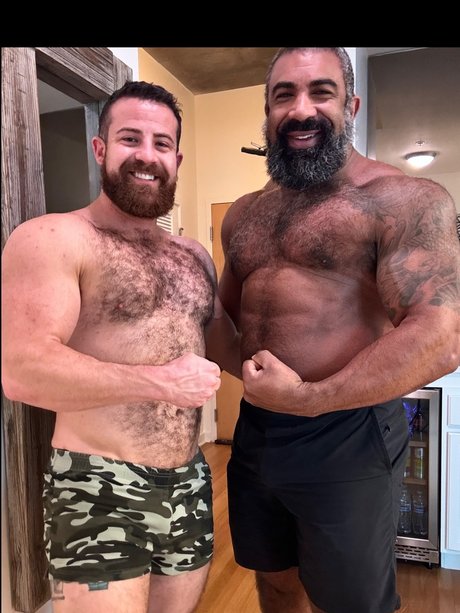 Rad Strong amp amp Cosmo actrice xxx images