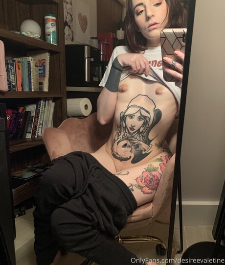 DollFaceDesy haut modèle images