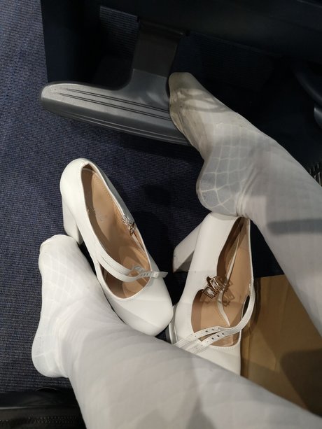 Feet Miss Chiara_ star du porno en haute qualité des photos