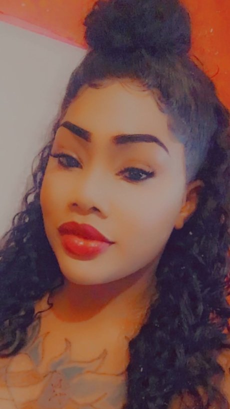 Unique Riri star du porno hd photo