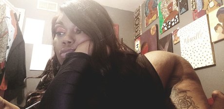 _venom_ modèle porno archive