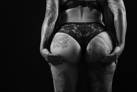 Rosa Nava star érotique archive