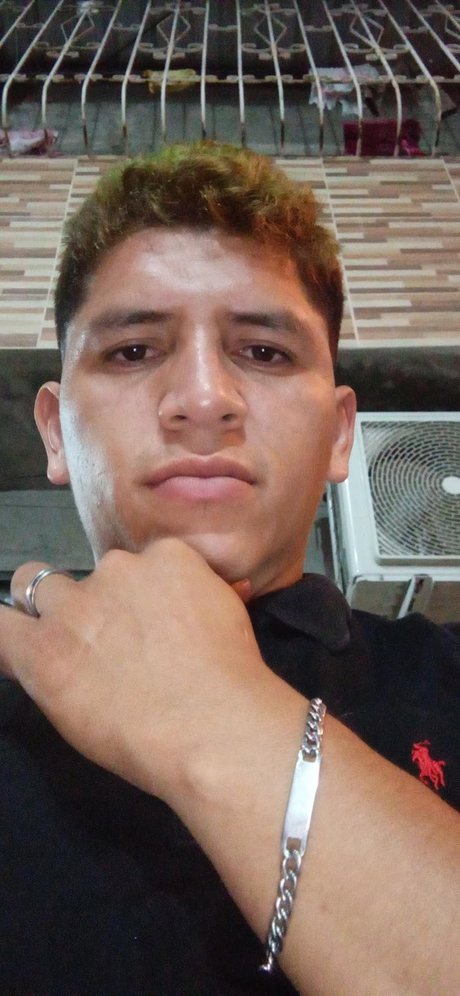 gildardo modèle pornographique photos