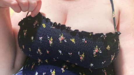 Romashka modèle pornographique photo