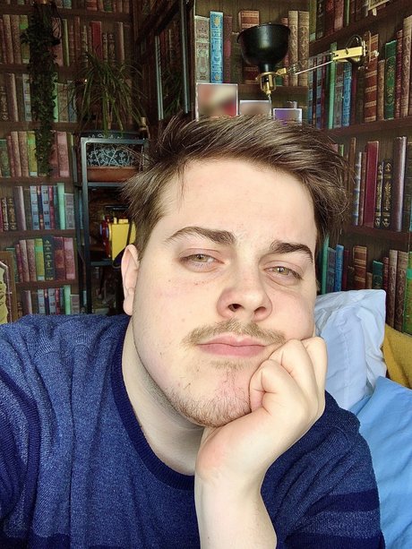 Rohan Croft star du porno gratuit des photos