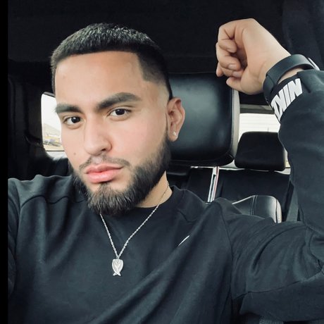 R III C K Y actrice parfaite image