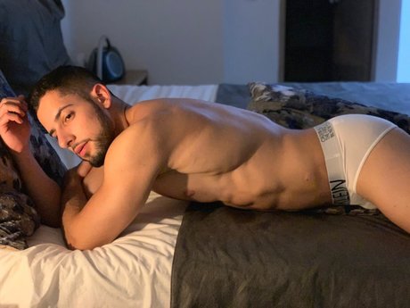 Ricky Lion haut de star du porno img