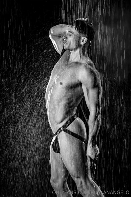 Ruslan Angelo beau modèle archive