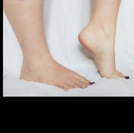 Sallypaws star du porno sympa galeries