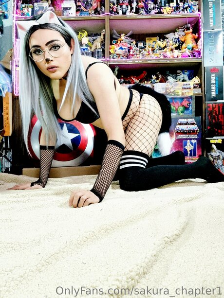 Waifu Karen Sakura modèle adulte images