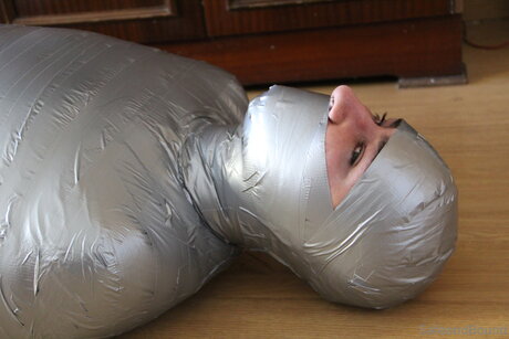 Safe and Bound étoile xxx photos