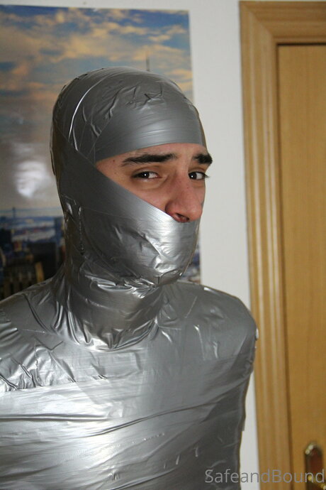 Safe and Bound actrice de sexe img