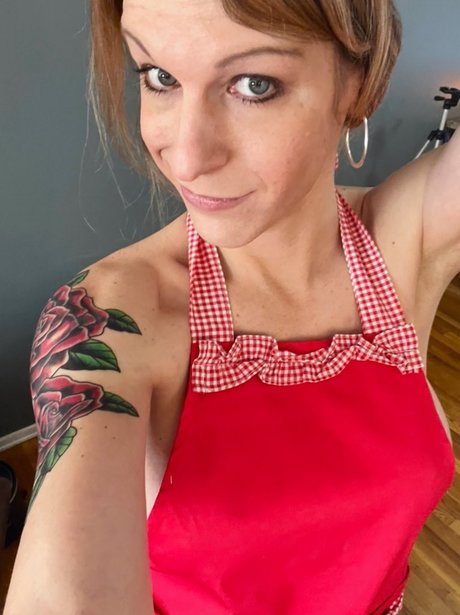 Ryley Rails star du porno chaud des photos