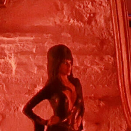 petits seins potelés onlyfans meilleur chaud archive