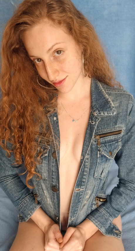 Lavinia Tiburski belle star du porno galerie