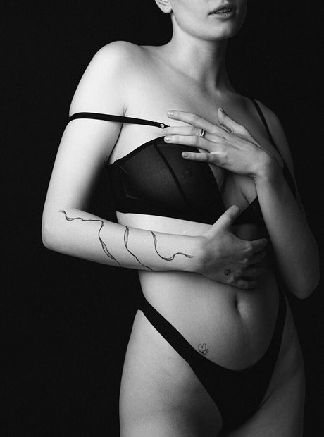 Katya Sitak star du porno hd collection